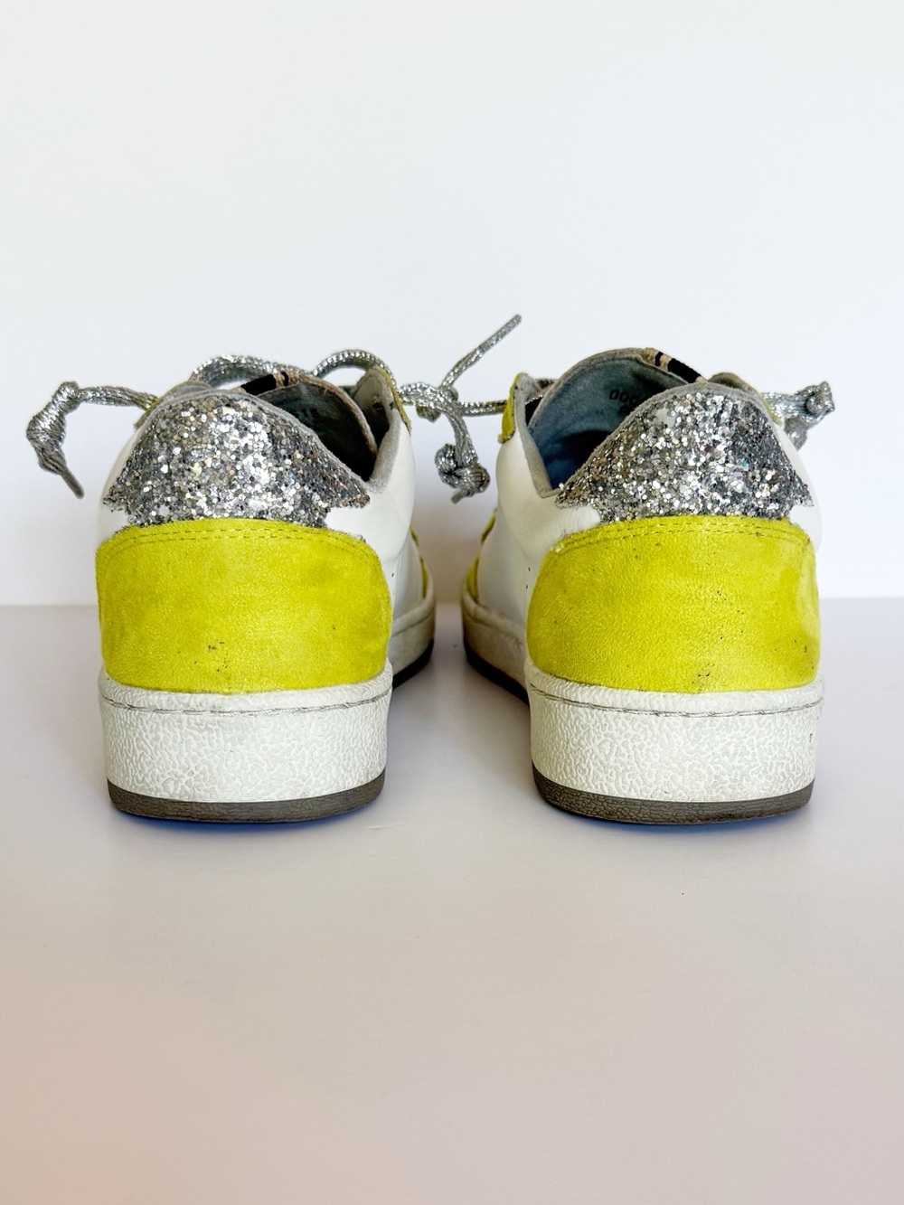 ShuShop Paz Retro Low-Top Sneakers - Picture 3 of 8